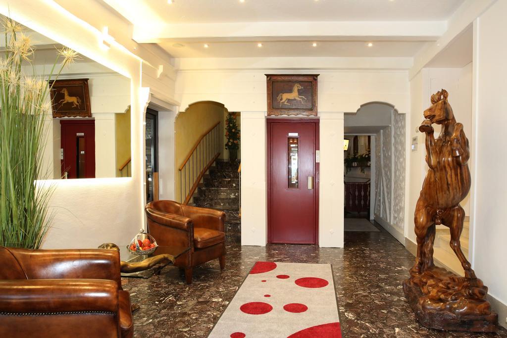 Hotel Zum Weissen Roessel Walldorf  Esterno foto